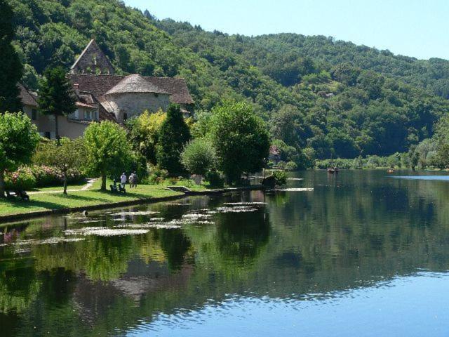 Chambre D'Hote L'Arrivee Bed & Breakfast Autoire Екстериор снимка